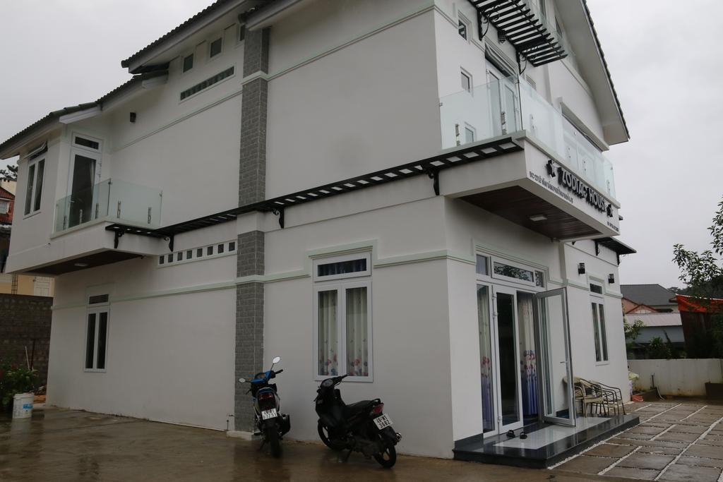 Hotel Zodiac House Đà Lạt Exterior foto